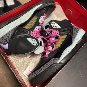 Women’s Spiz’Ike size 9.5